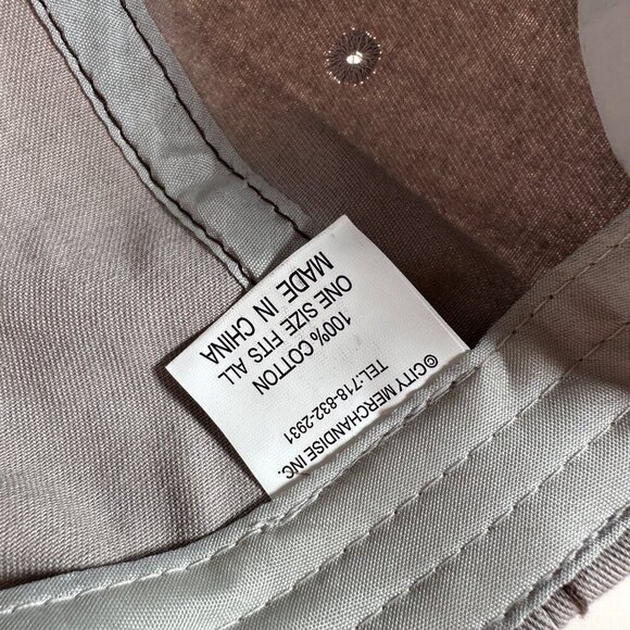 MEN'S CAP WITH "CHICAGO ILLINOIS" EMBRIDERED LOGO,.ONE SIZE, ADJUSTABLE - Picture 4 of 4